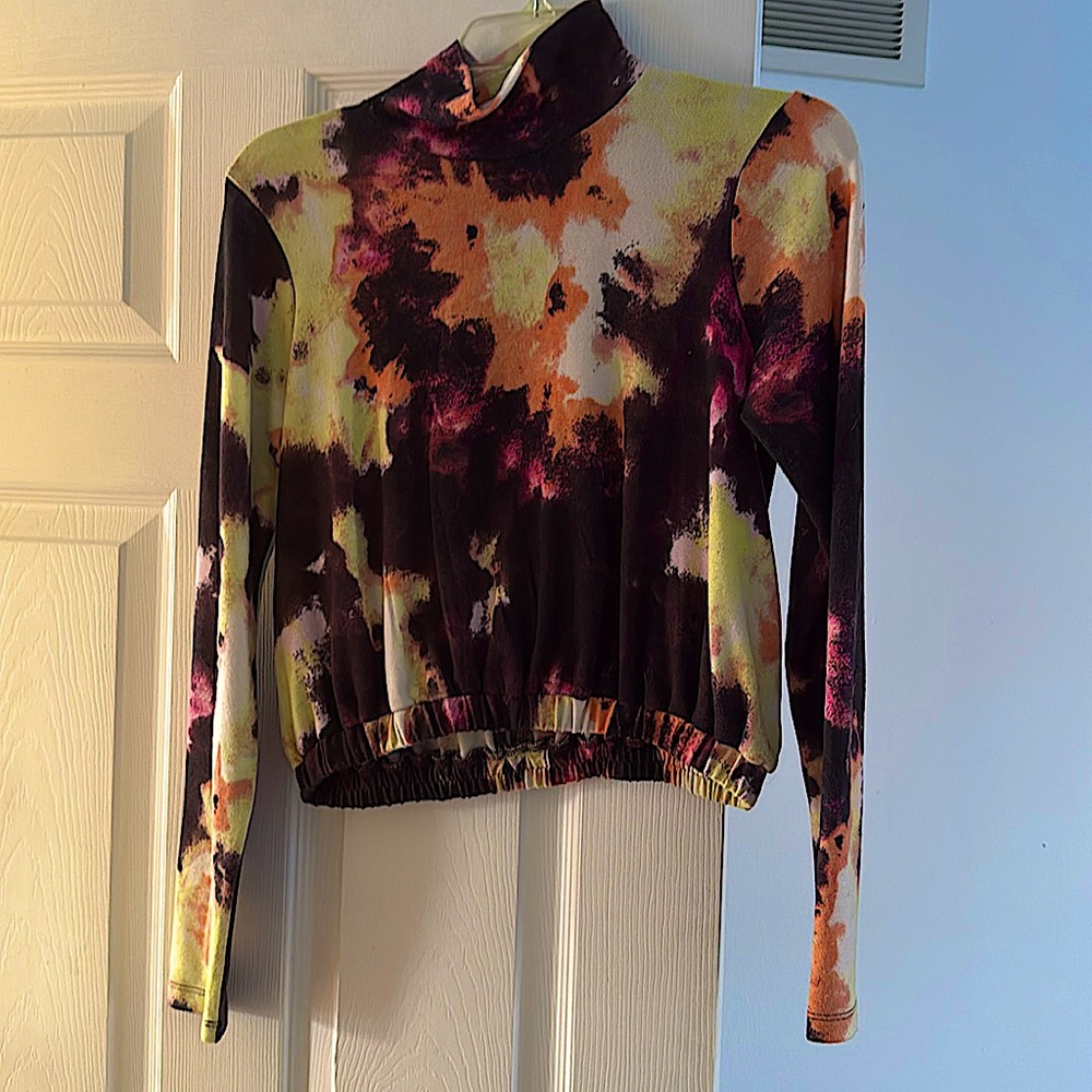 BP cropped turtle neck